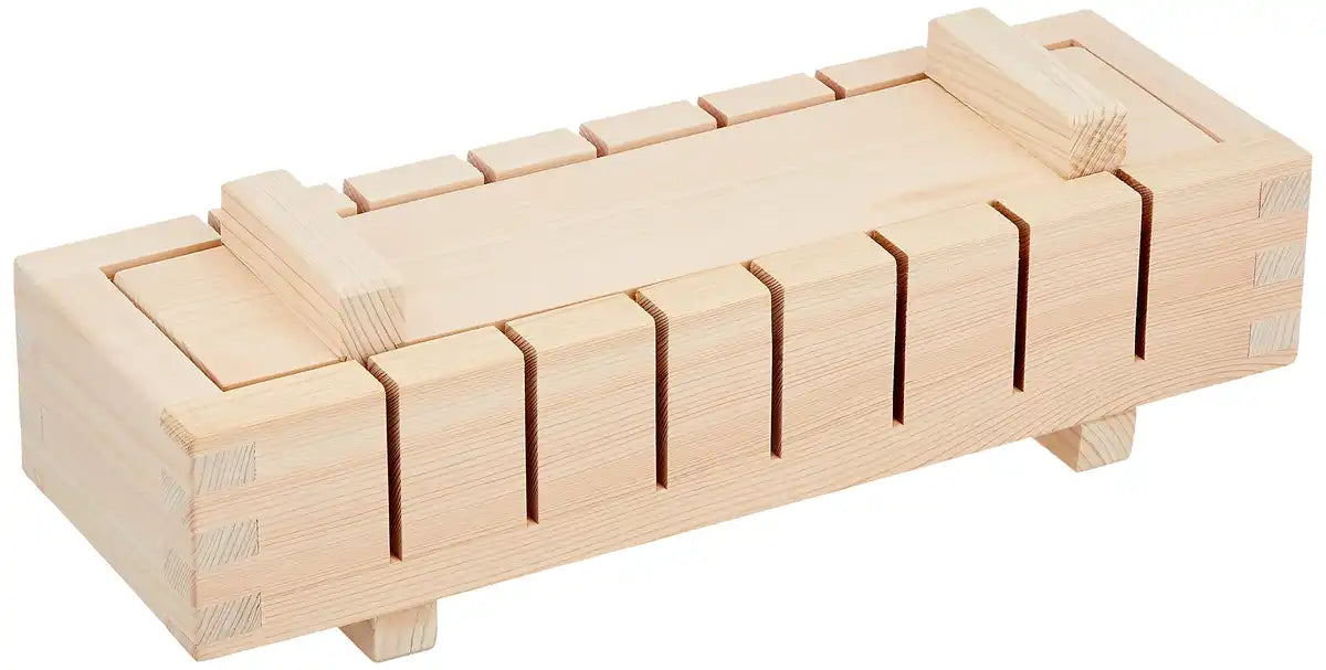 Karin Lacquerware Yamako 5-Piece Wooden Sushi Press Set White Wood Bss22