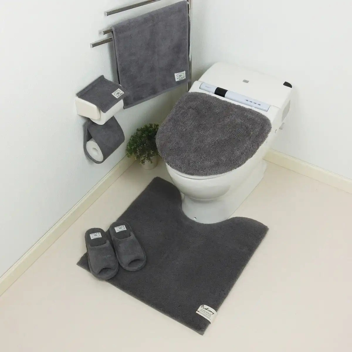 Senko Japan Cushiony Toilet Lid Cover Gray For Hot Water Cleaning & Heating 12010