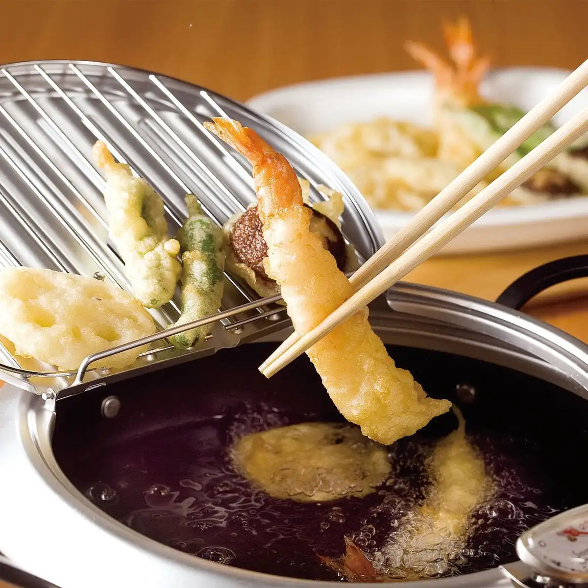 Wahei Freiz Tempura Pot 24Cm Iron With Lid Ih Compatible Made In Japan Tm-9090