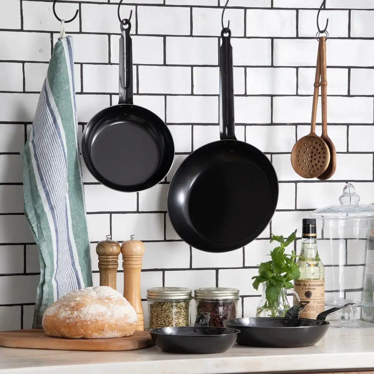 Endo Shoji Tkg 28cm Iron Frying Pan - Uniform Heat IH Compatible