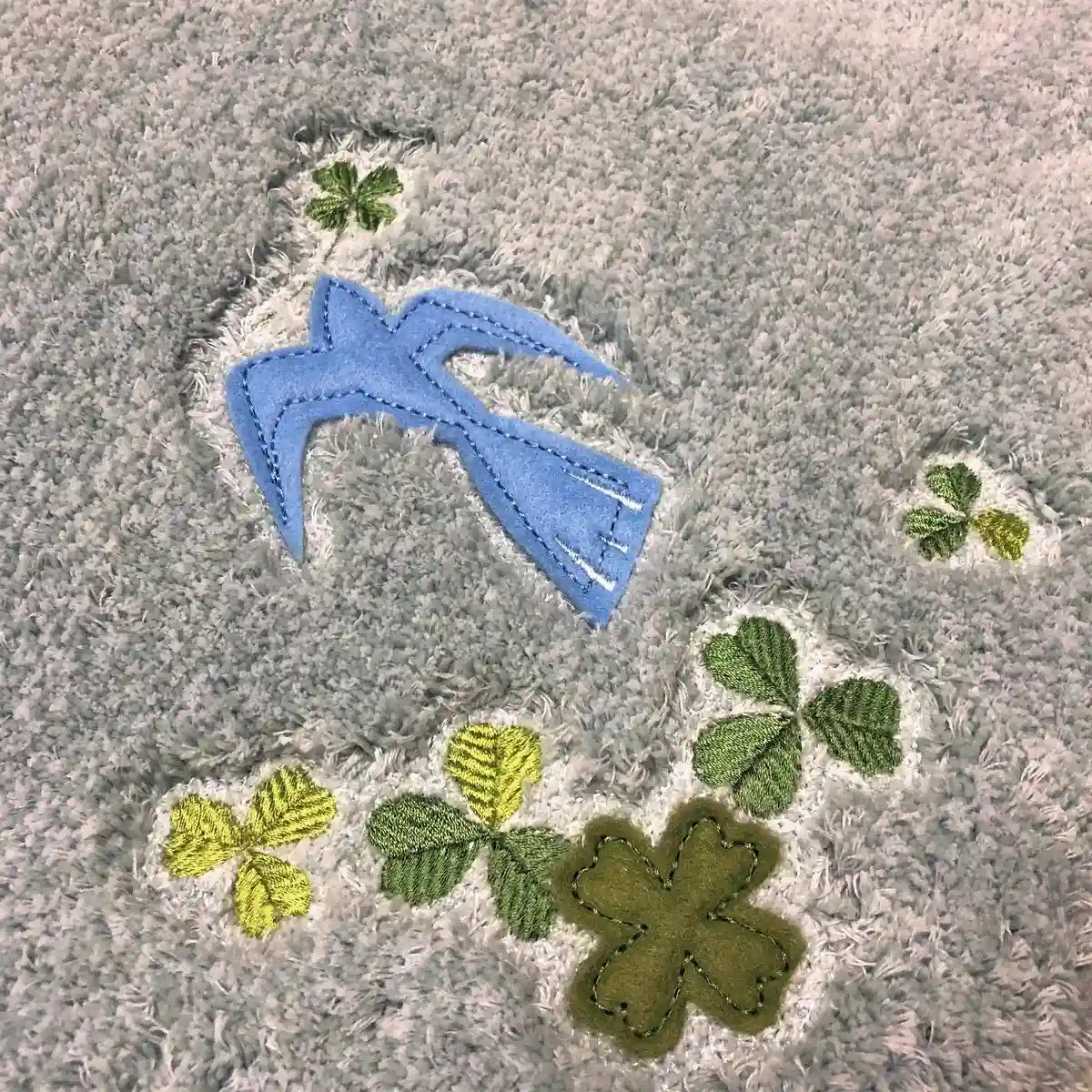 Senko Japan Bird Toilet Lid Cover Washing Light Blue Lucky Motif Embroidery 13660