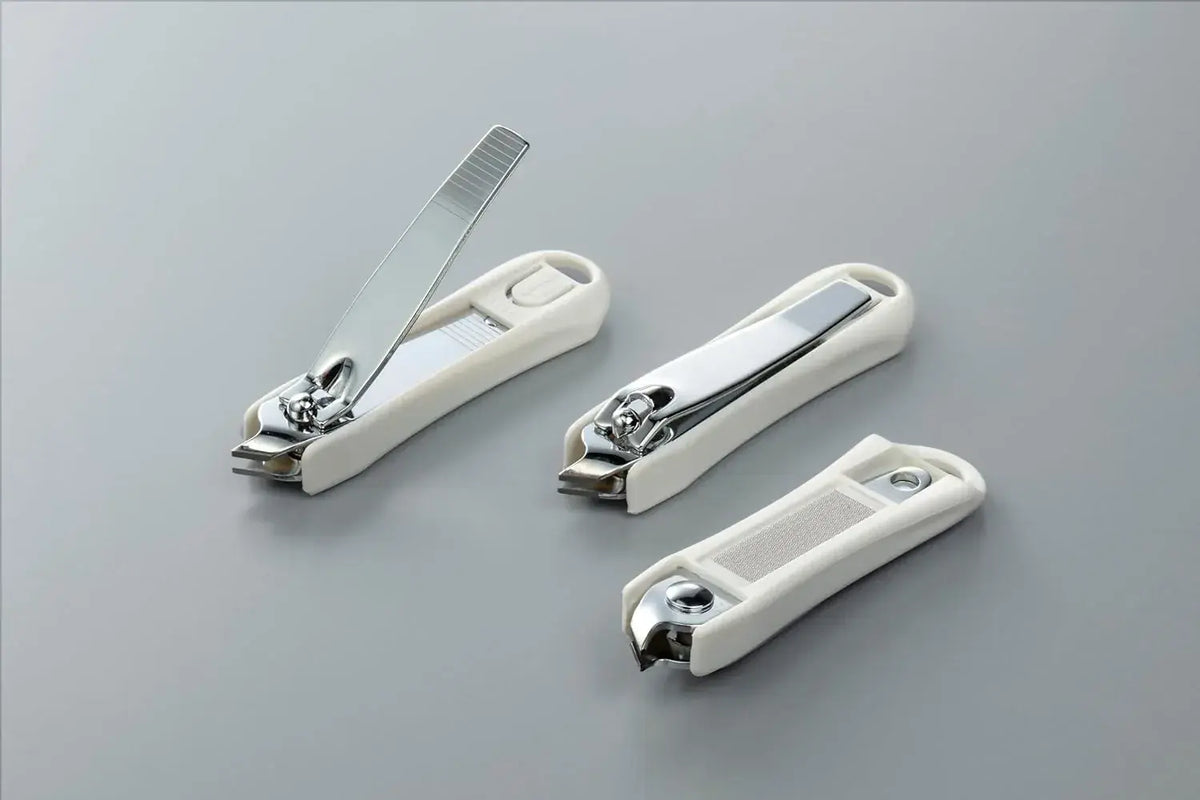 Takumi no Waza Kiruzou Callus Cutter with Nail File